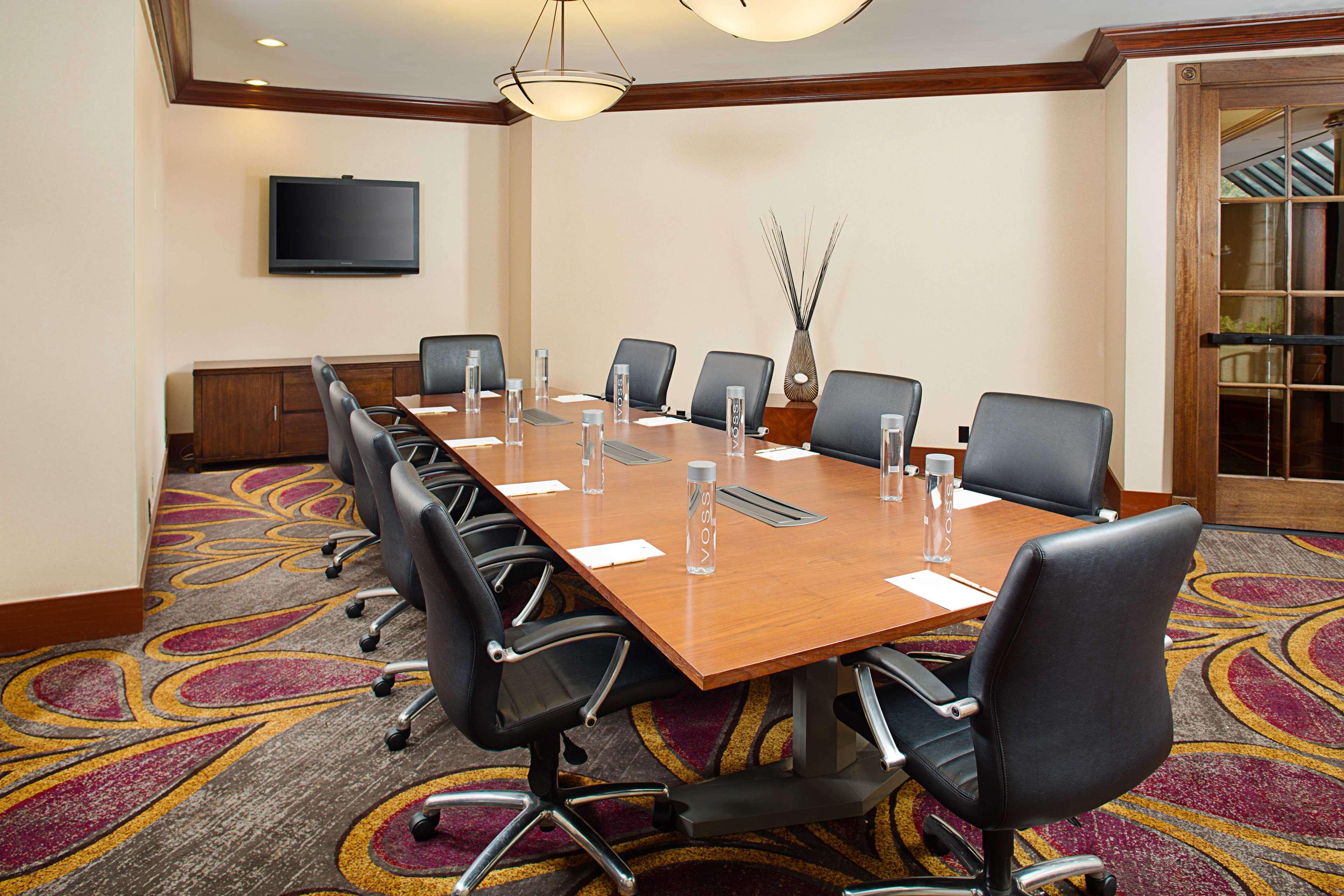 Hotel Fera Anaheim, A Doubletree By Hilton Orange Exterior foto